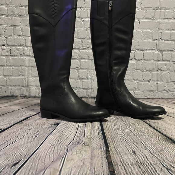 Tahari Rupert Black Riding Boots Size 5.5 - Picture 7 of 11